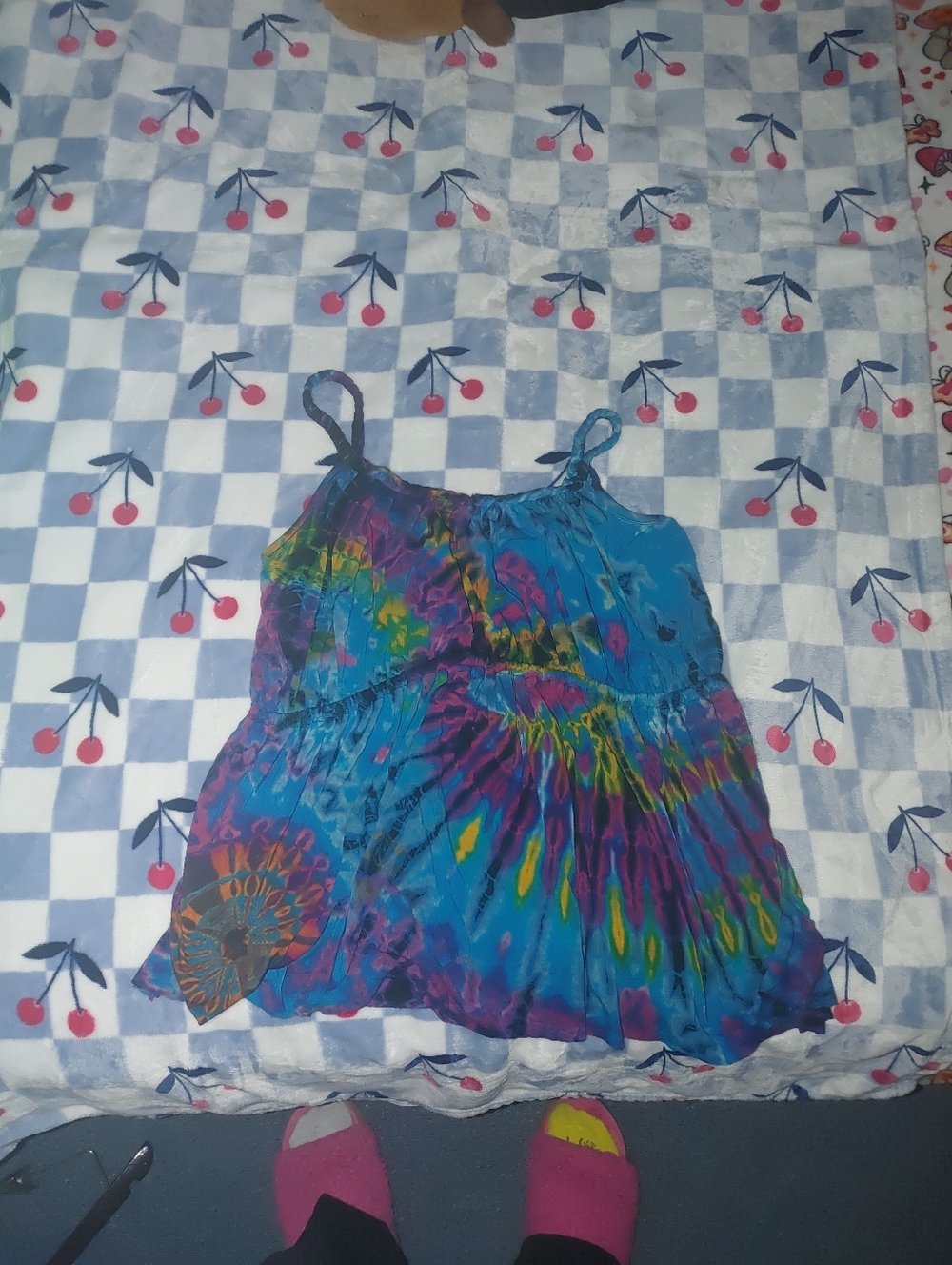 Blue Tie-Dye Spaghetti Strap Tank Top - Picture 2 of 7
